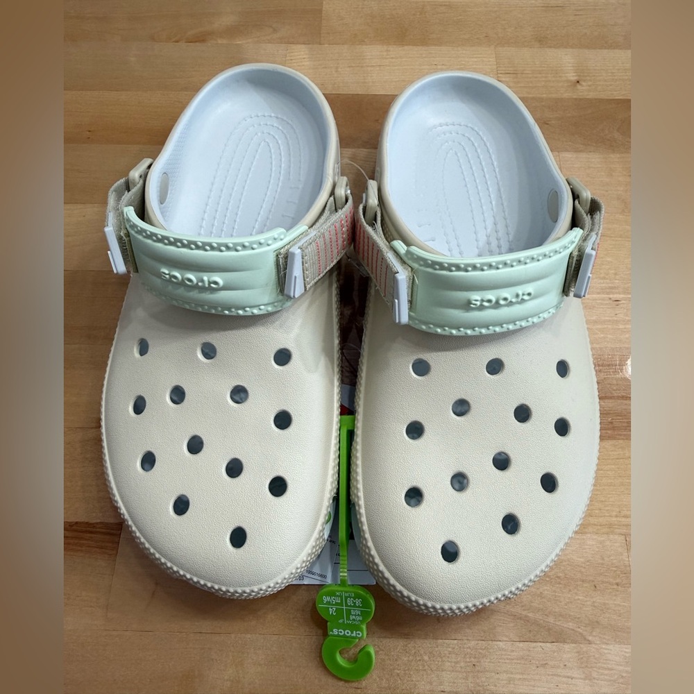 CROCS Classic Turbo Bone Clog NEW w/Tags Womens 8/Mens 6 - Picture 8 of 10